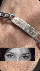 Bracelet personnalisé avec gravure laser